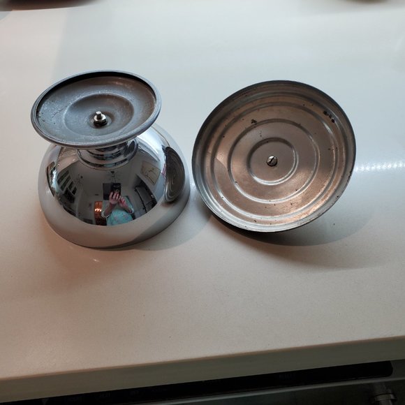 VINTAGE METAL 2 PIECE TRINKET BOWL/SUGAR BOWL - Picture 3 of 3